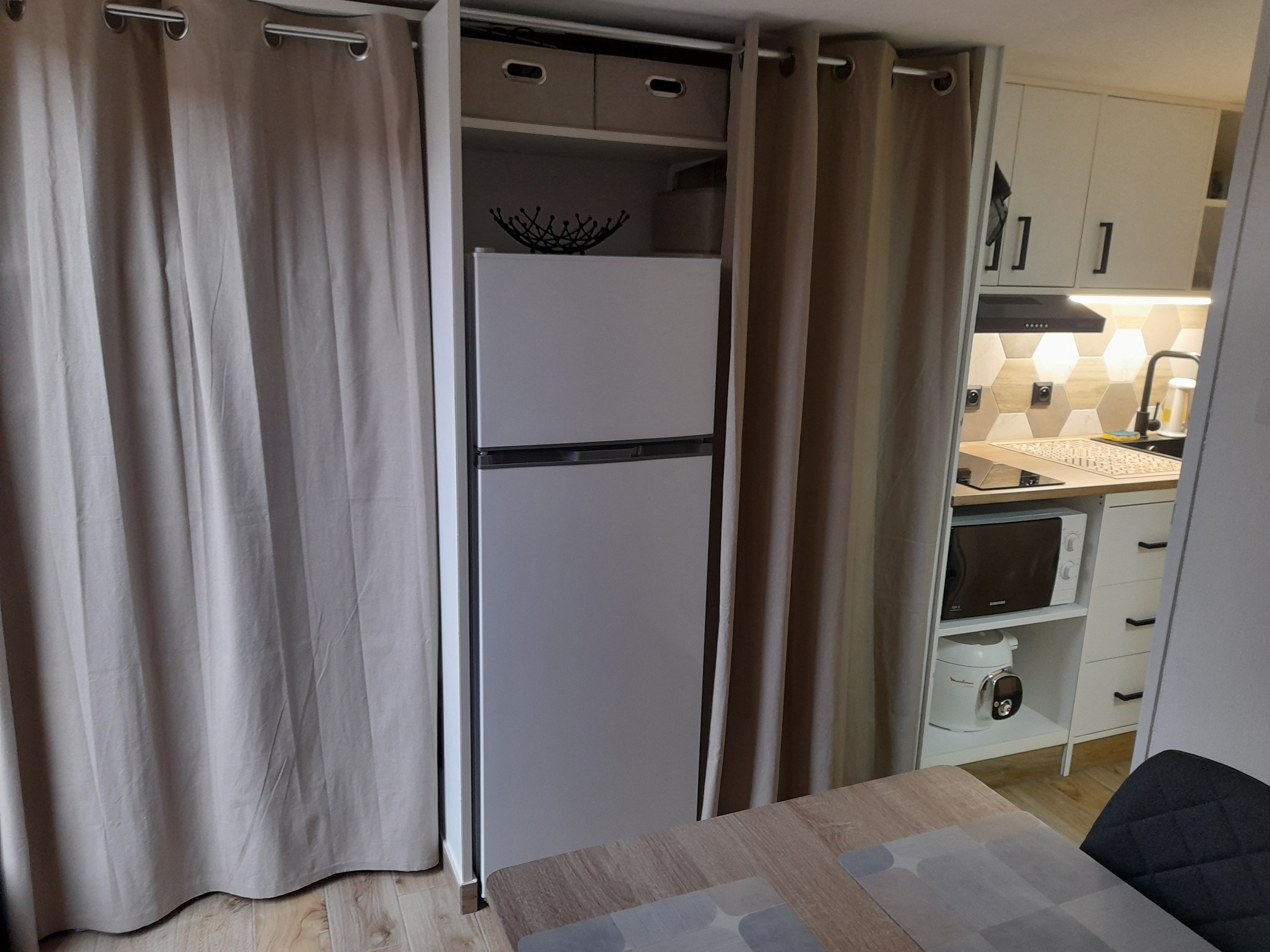 Aperçu espace cuisine et séjour